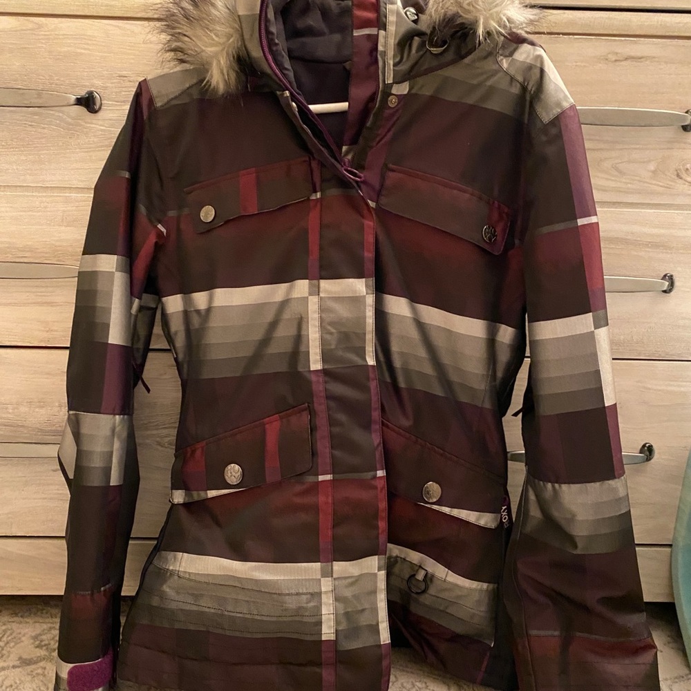Roxy Ski Jacket 10x fill size Medium